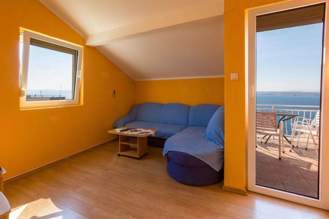 Apartment In Dramalj 39041 קרואטיה